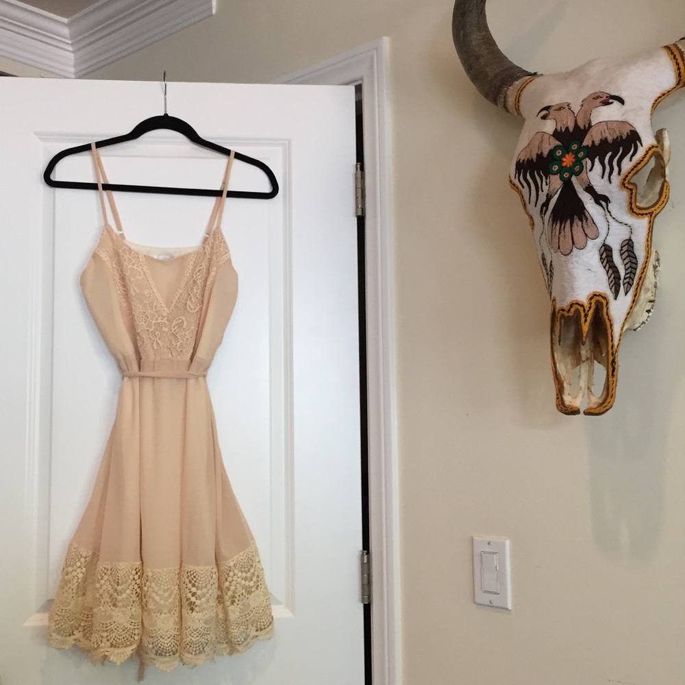 Elegant Cream Lace Trim Dress